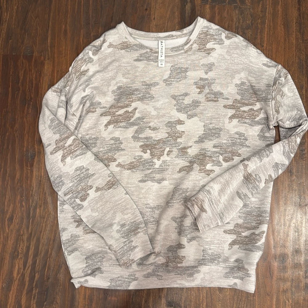 Like new Athleta sweatshirt!